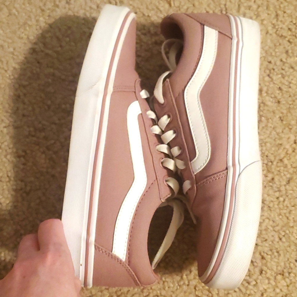 VANS OLD SKOOL PURPLE-ISH. WOMEN'S SIZE 7